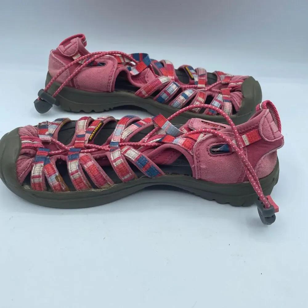 Keen whisper raya